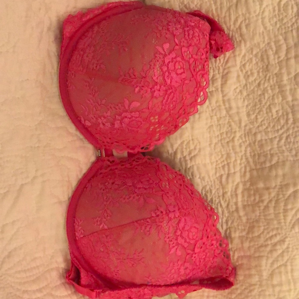 Victoria’s Secret push-up bra hot pink lace